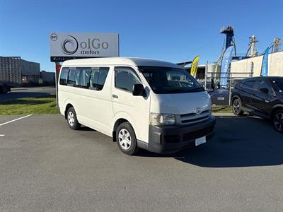 2005 Toyota HiAce