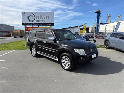 2013 Mitsubishi Pajero